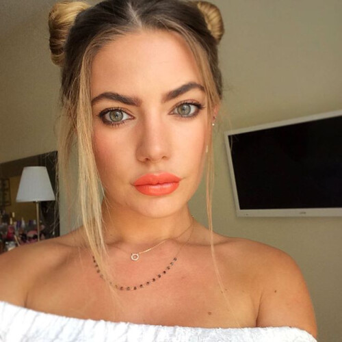 Megan Barton Hanson Nude Leaked Onlyfans Photo
