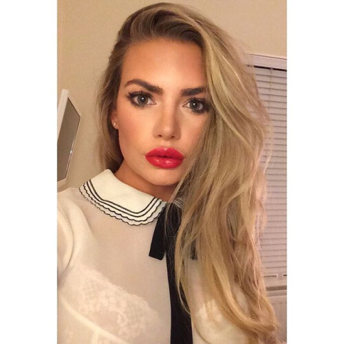Megan Barton Hanson Nude Leaked Onlyfans Photo