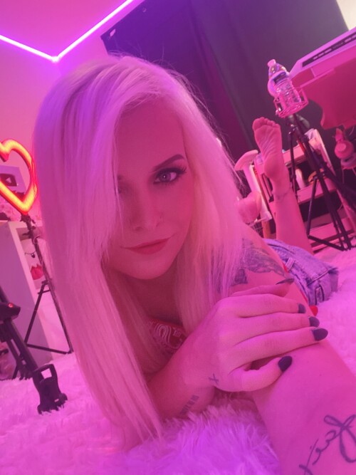 ASMR Shanny Photo 3