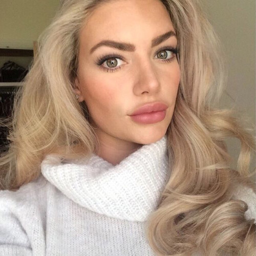 Megan Barton Hanson Nude Leaked Onlyfans Photo
