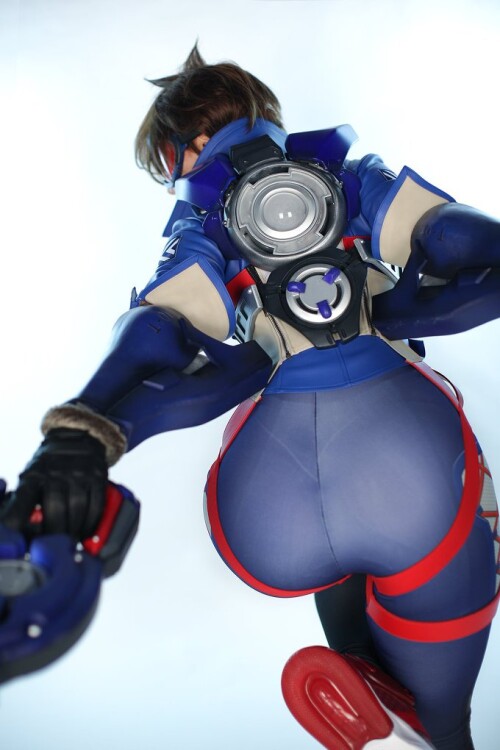 053_BLIZZARD_OVERWATCH_Tracer_New_York_Excelsior_3.md.jpg