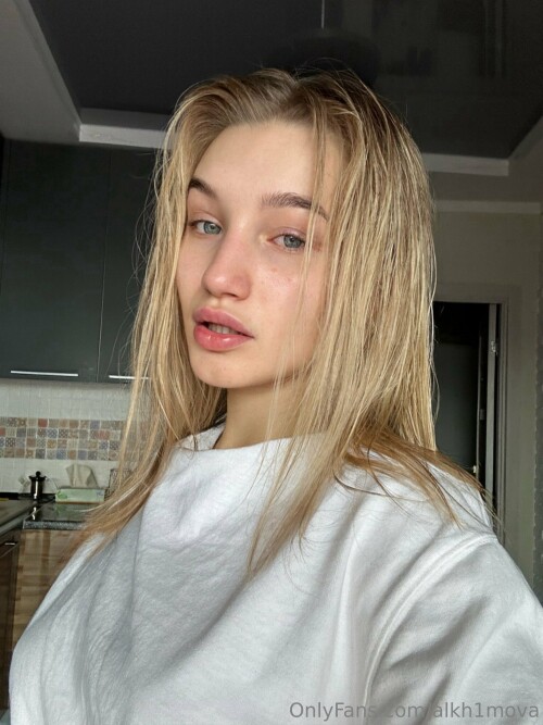 alkh1mova Nude Leaked Onlyfans Photo alkh1mova Nude Leaked Onlyfans Photo