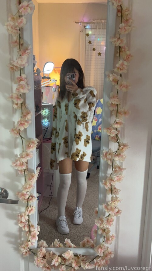 luvcoregf | Fulltime Crybaby Nude Leaked Onlyfans Photo