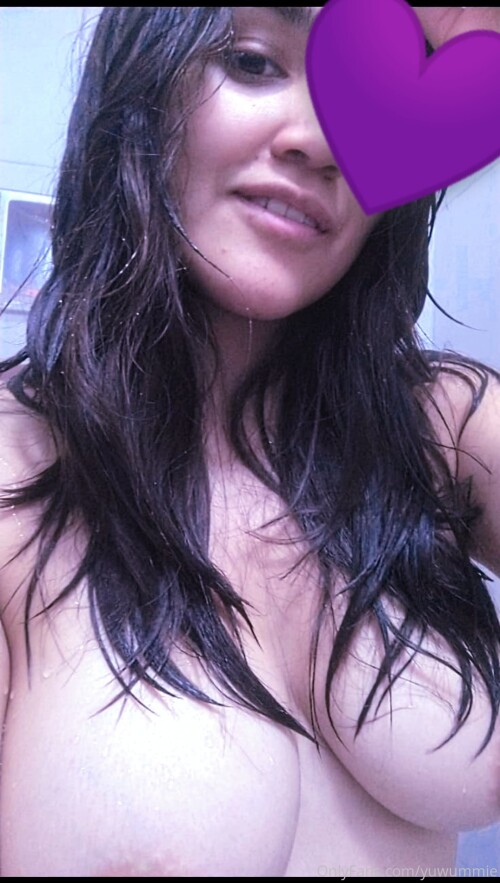Yuwummie / Yummie Nude Leaked Onlyfans Photo Yuwummie / Yummie Nude Leaked Onlyfans Photo