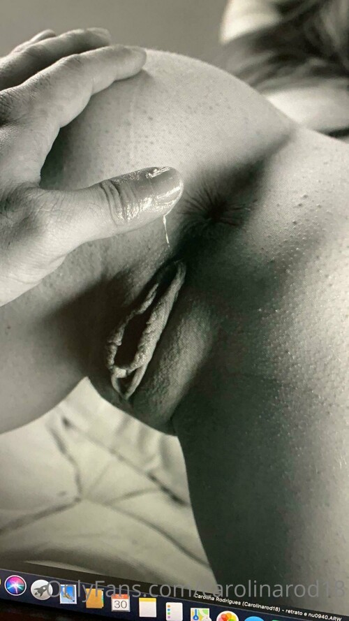 Carolina Rodrigues / Carolinarod18 Nude Leaked Onlyfans Photo Carolina Rodrigues / Carolinarod18 Nude Leaked Onlyfans Photo
