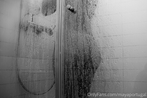 Maya / MayaPortugal Nude Leaked Onlyfans Photo Maya / MayaPortugal Nude Leaked Onlyfans Photo