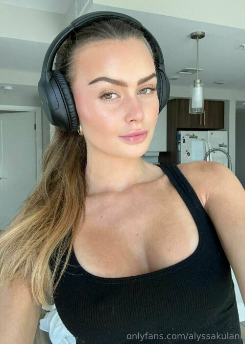 Alyssa Kulani Nude Leaked Onlyfans Photo Alyssa Kulani Nude Leaked Onlyfans Photo