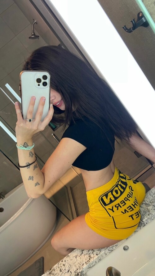 Grinchie/puppiwii Nude Leaked Onlyfans Photo Grinchie/puppiwii Nude Leaked Onlyfans Photo