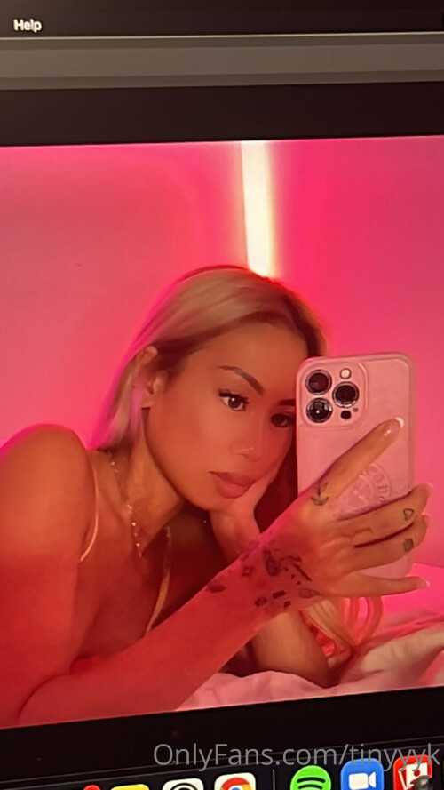 tinyyyk (aka kaylakipp) Nude Leaked Onlyfans Photo tinyyyk (aka kaylakipp) Nude Leaked Onlyfans Photo