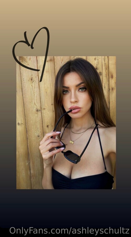 Ashley Schultz Nude Leaked Onlyfans Photo
