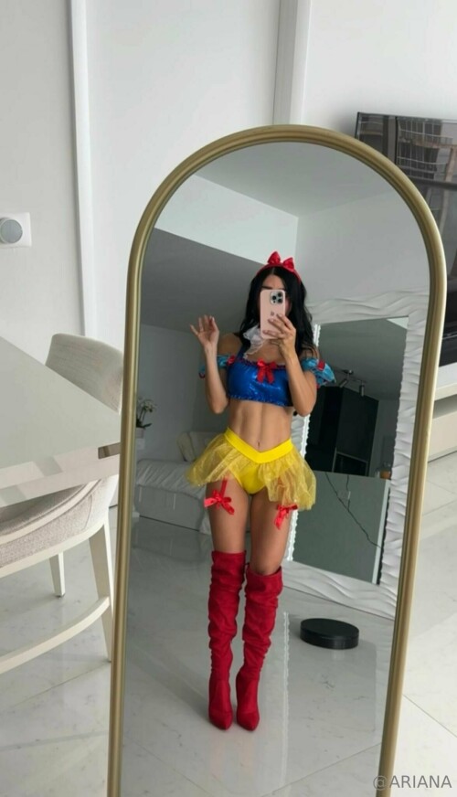 Ariana James Nude Leaked Onlyfans Photo Ariana James Nude Leaked Onlyfans Photo