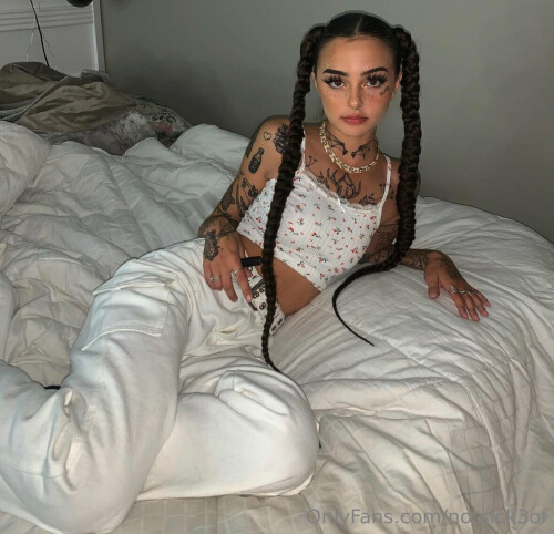 Notsick3 Keaton Belle Nude Leaked Onlyfans Photo Notsick3 Keaton Belle Nude Leaked Onlyfans Photo