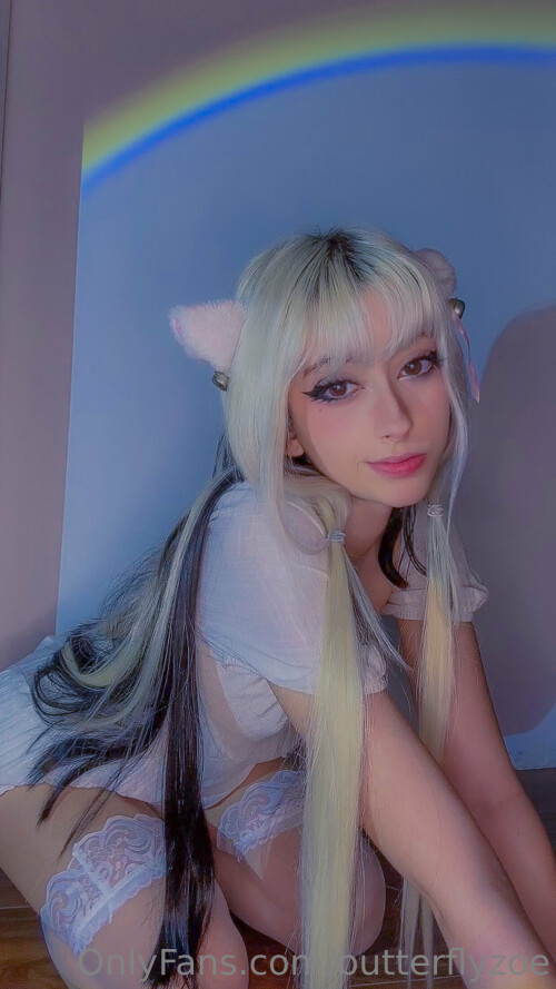 fvckzoe | sleepy_mochi Nude Leaked Onlyfans Photo fvckzoe | sleepy_mochi Nude Leaked Onlyfans Photo