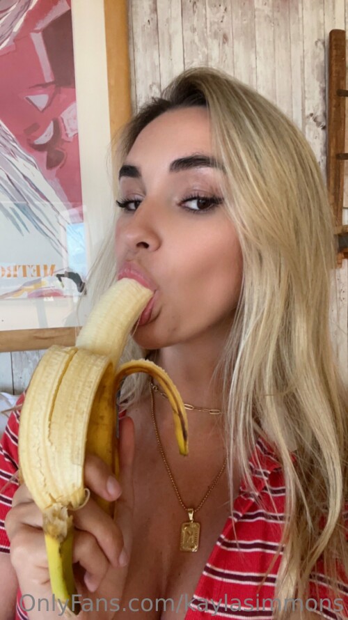 Kayla Simmons Nude Leaked Onlyfans Photo