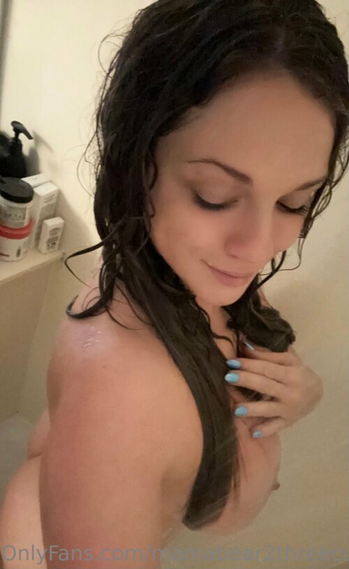 Mamabear2threecubs Nude Leaked Onlyfans Photo Mamabear2threecubs Nude Leaked Onlyfans Photo