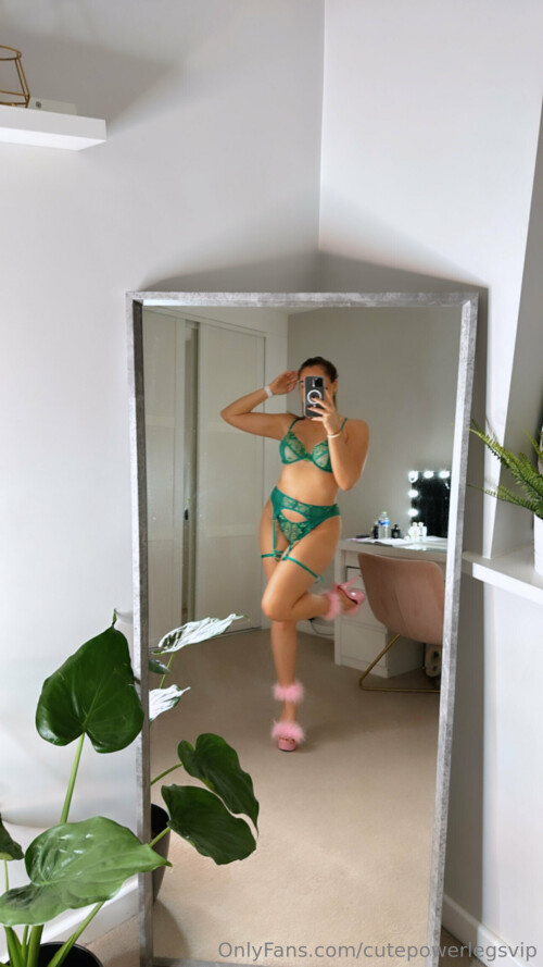 Cutepowerlegs Nude Leaked Onlyfans Photo Cutepowerlegs Nude Leaked Onlyfans Photo