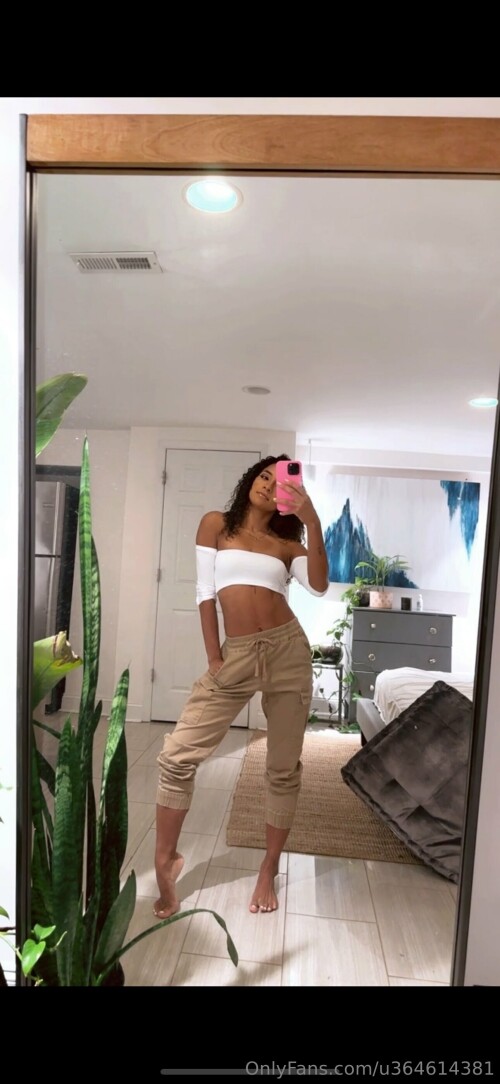 aurorahaze / Jules Nude Leaked Onlyfans Photo aurorahaze / Jules Nude Leaked Onlyfans Photo