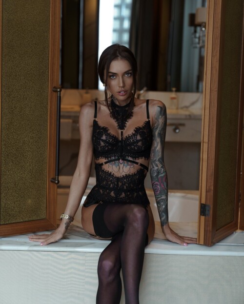 Nessa Orlova | rusmeganfox | nessamooore Nude Leaked Onlyfans Photo