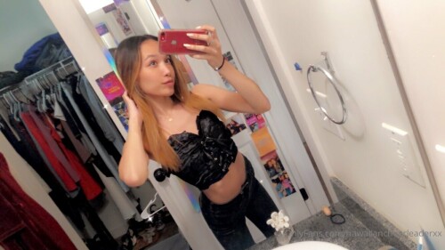 hawaiiancheerleaderxx Nude Leaked Onlyfans Photo