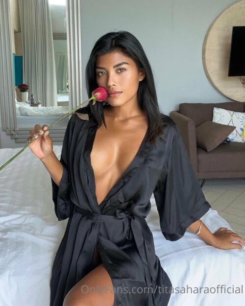 Tita Sahara Nude Leaked Onlyfans Photo Tita Sahara Nude Leaked Onlyfans Photo