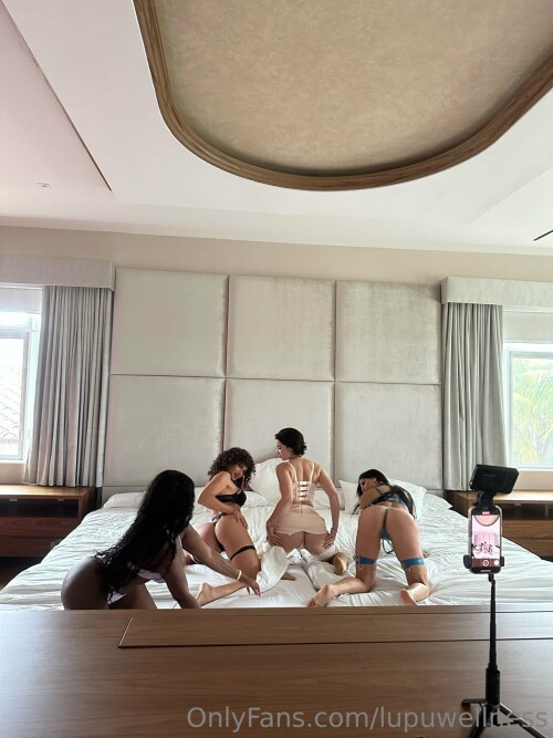 Liz | Lupuwellness Nude Leaked Onlyfans Photo