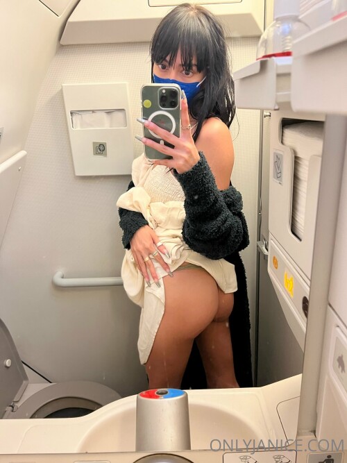 Janice Griffith Nude Leaked Onlyfans Photo