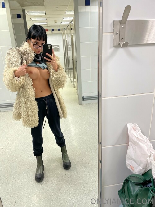 Janice Griffith Nude Leaked Onlyfans Photo