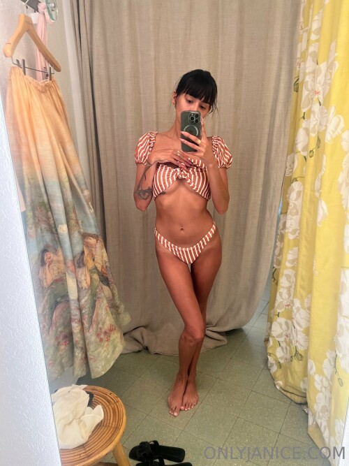 Janice Griffith Nude Leaked Onlyfans Photo