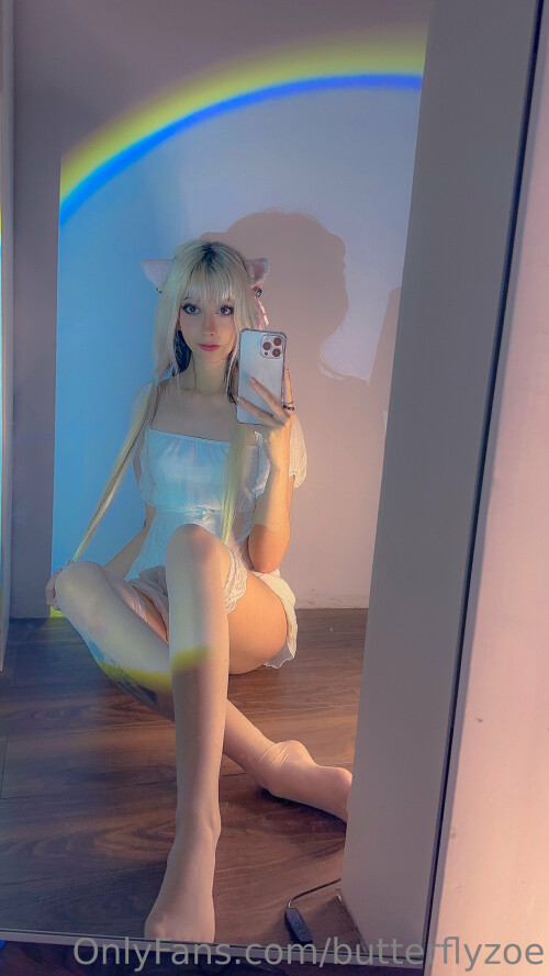 fvckzoe | sleepy_mochi Nude Leaked Onlyfans Photo fvckzoe | sleepy_mochi Nude Leaked Onlyfans Photo