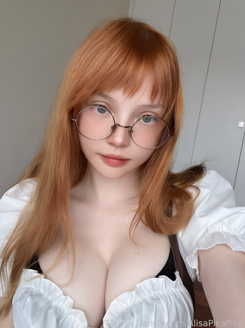 Rocksy Light / AlisaPikaPika Nude Leaked Onlyfans Photo Rocksy Light / AlisaPikaPika Nude Leaked Onlyfans Photo