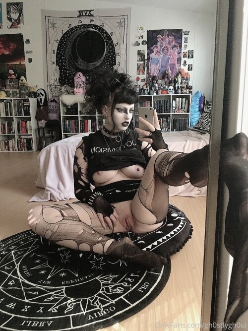 ghost.cvlt / gh0stlygh0ul Nude Leaked Onlyfans Photo ghost.cvlt / gh0stlygh0ul Nude Leaked Onlyfans Photo