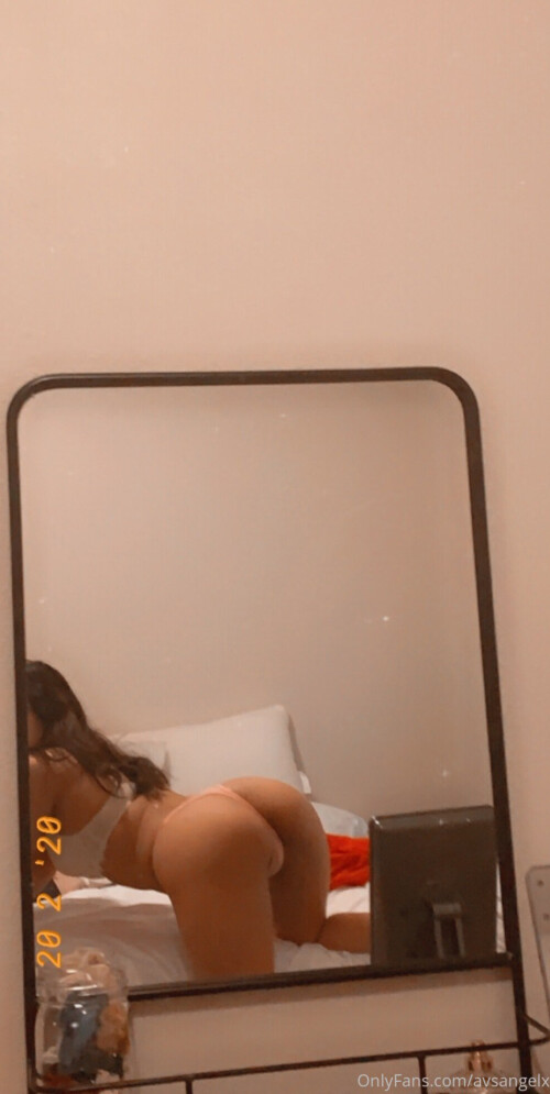 Cashslvt / latinafaery Nude Leaked Onlyfans Photo Cashslvt / latinafaery Nude Leaked Onlyfans Photo