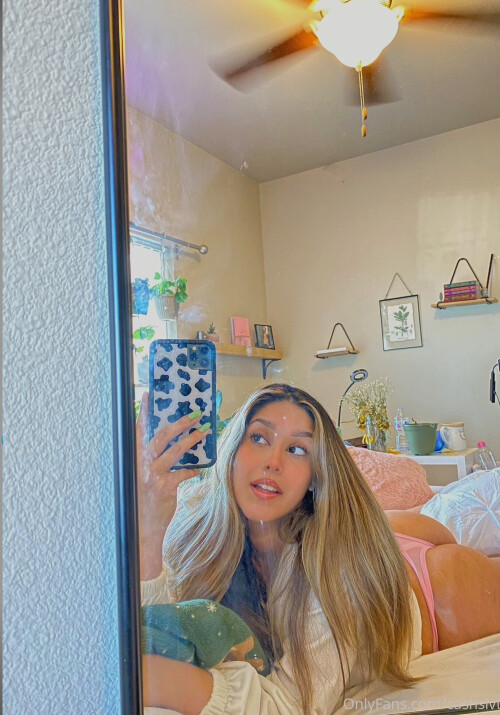 Cashslvt / latinafaery Nude Leaked Onlyfans Photo Cashslvt / latinafaery Nude Leaked Onlyfans Photo