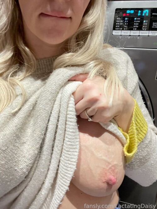 LactatingDaisy Nude Leaked Onlyfans Photo LactatingDaisy Nude Leaked Onlyfans Photo