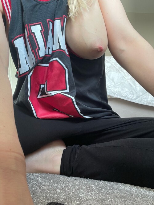 LactatingDaisy Nude Leaked Onlyfans Photo LactatingDaisy Nude Leaked Onlyfans Photo