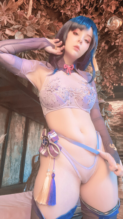 2022-08-Raiden-Shogun-Selfies-95e14f63177afa3cb.jpg