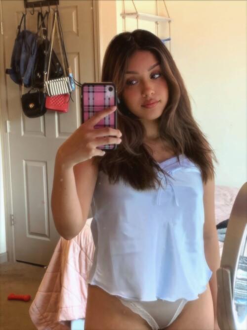 Cashslvt / latinafaery Nude Leaked Onlyfans Photo Cashslvt / latinafaery Nude Leaked Onlyfans Photo