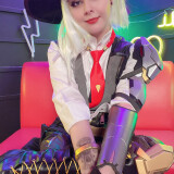 2022-11-Ashe-Selfie-414246efe76b7e973