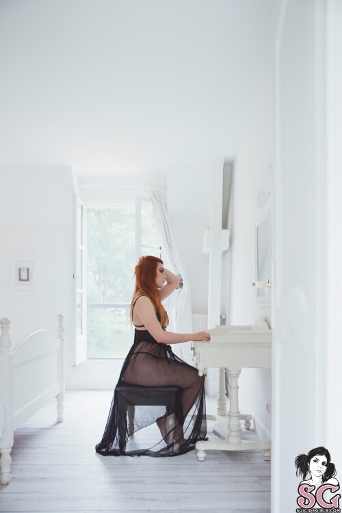 Lovia Suicide Nude Leaked Onlyfans Photo