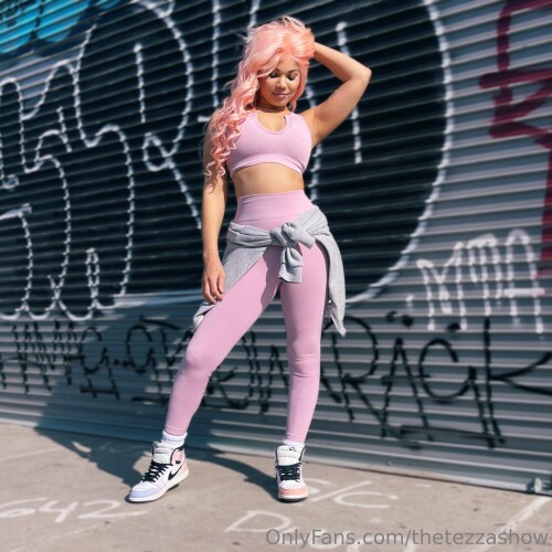 Tezza / thetezzashow Nude Leaked Onlyfans Photo Tezza / thetezzashow Nude Leaked Onlyfans Photo