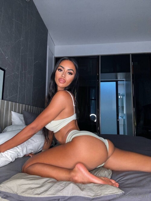 Carla Piece of Art Nude Leaked Onlyfans Photo Carla Piece of Art Nude Leaked Onlyfans Photo