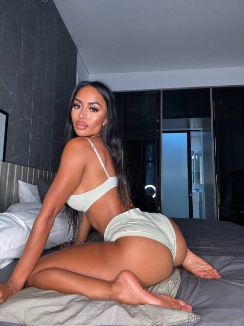 Carla Piece of Art Nude Leaked Onlyfans Photo Carla Piece of Art Nude Leaked Onlyfans Photo