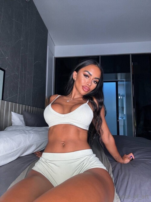 Carla Piece of Art Nude Leaked Onlyfans Photo Carla Piece of Art Nude Leaked Onlyfans Photo