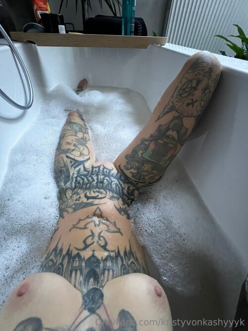 Kristy Von Kashyyyk Nude Leaked Onlyfans Photo Kristy Von Kashyyyk Nude Leaked Onlyfans Photo
