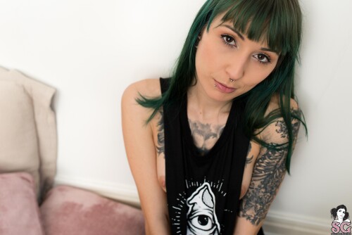 Discordia---Home-Alone-da.96-142e1d3e42b79f0c2e.jpg