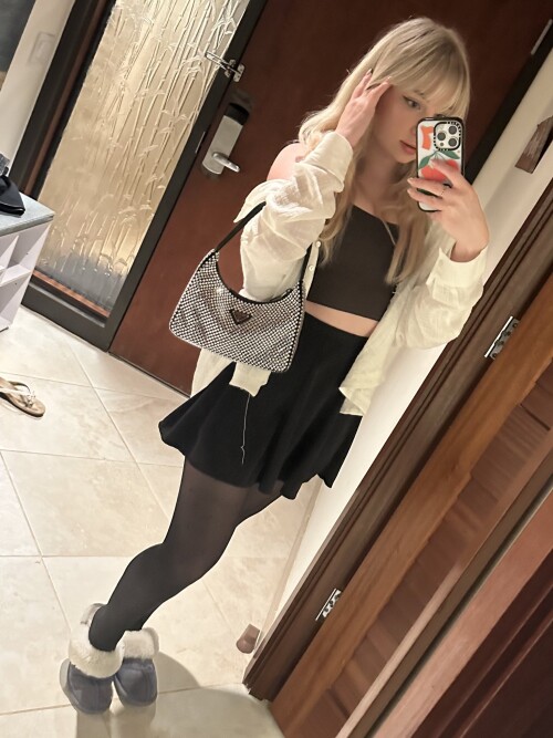 GCaOraHbYAACqYf4d3ff576e15443ec.md.jpg