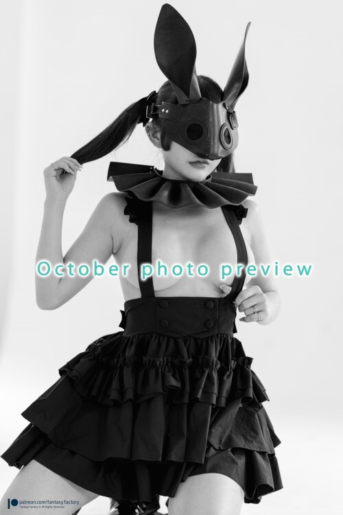 leather-4f489ebabf6213ea9.jpg