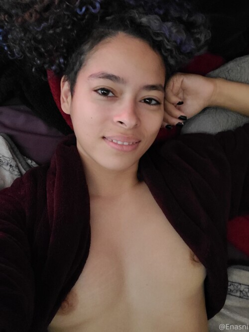 enasni / Enasni Vee Nude Leaked Onlyfans Photo enasni / Enasni Vee Nude Leaked Onlyfans Photo