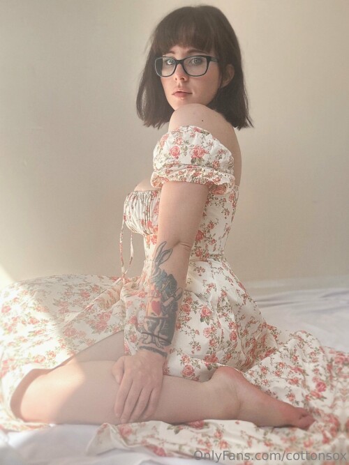 Alice Cotton Sox | Alicewinterhold Nude Leaked Onlyfans Photo Alice Cotton Sox | Alicewinterhold Nude Leaked Onlyfans Photo