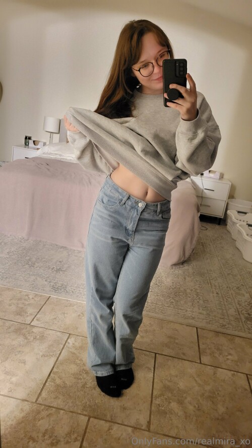 Mira_xo / RealMira_xo Nude Leaked Onlyfans Photo